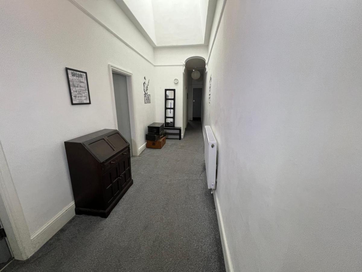 Peaky Blinders Apartment 5 Min Walk To Blackpool Tower Sleeps Up To 14 Екстер'єр фото